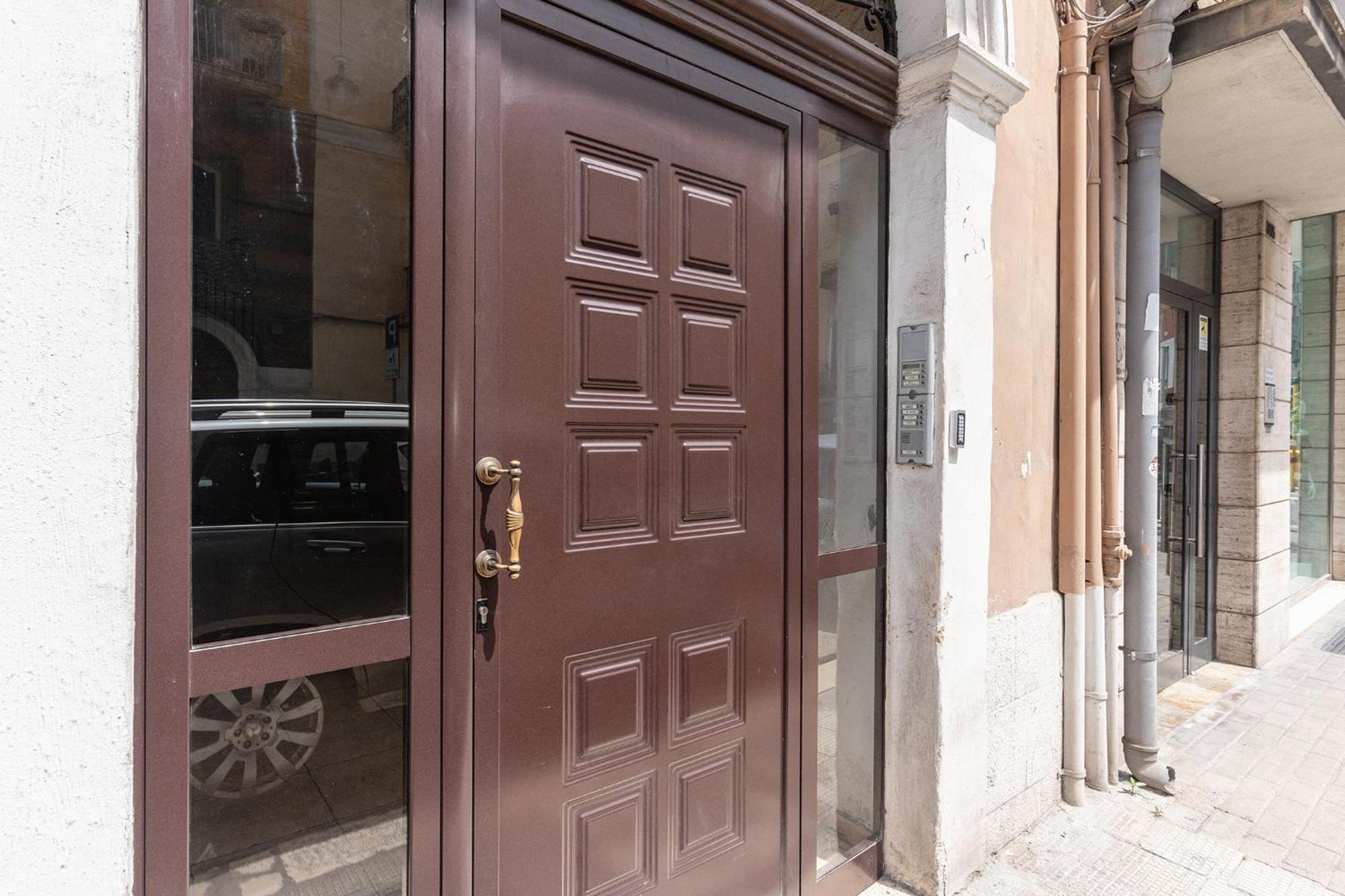 Dante 307 Suite Apartment バーリ エクステリア 写真
